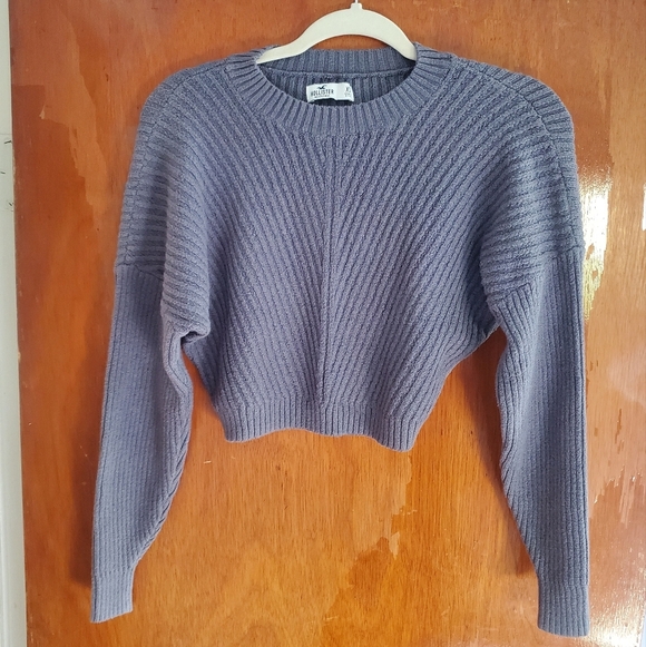 Hollister Cropped Gray Sweater. Size XS - Picture 1 of 5